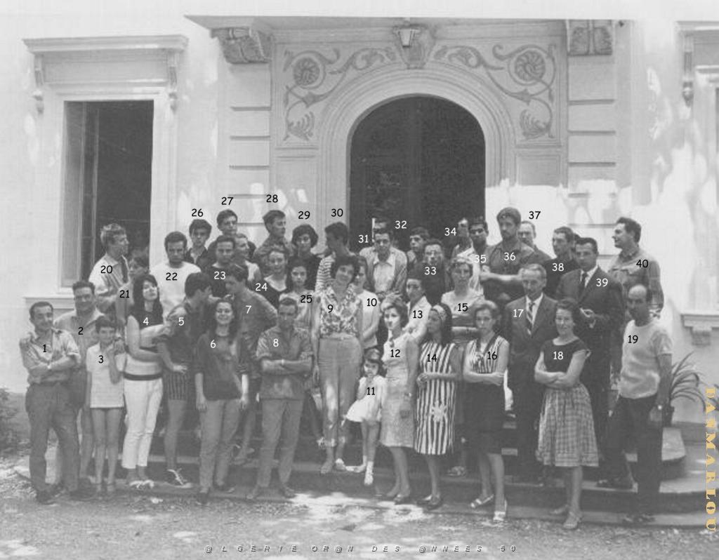 COLO AIN EL TURK LA MER ET LES PINS STAGE DES MONITEURS 1951.JPG